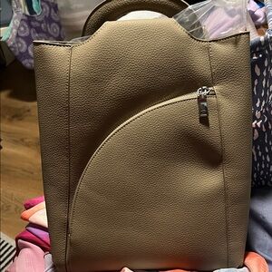Structured leather backpack Bag with Front Zip Pocket - Women
